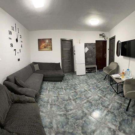 Ene Apart Oradea Free Parking المظهر الخارجي الصورة