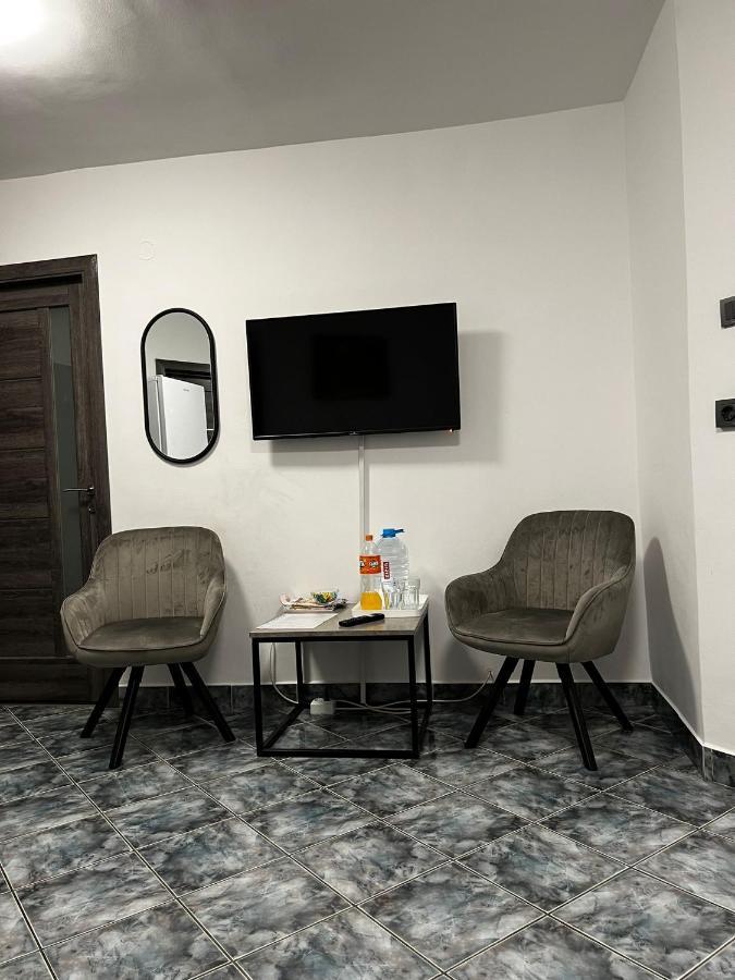 Ene Apart Oradea Free Parking المظهر الخارجي الصورة